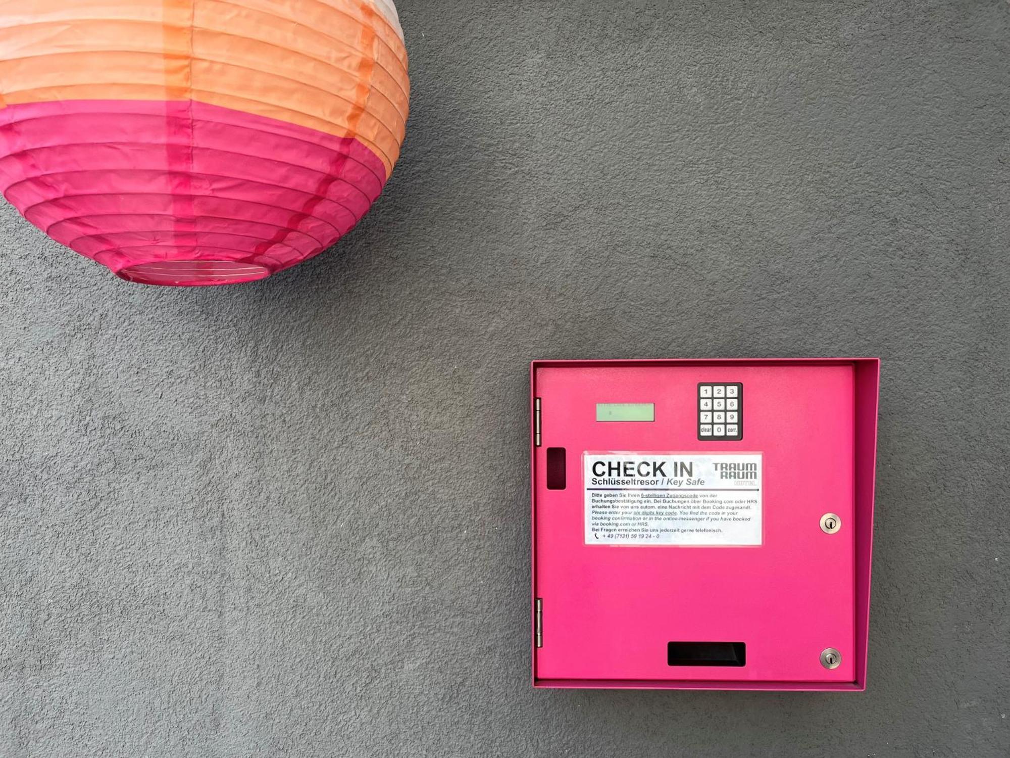 Hotel Traumraum - "Self Check In" Heilbronn Exterior photo